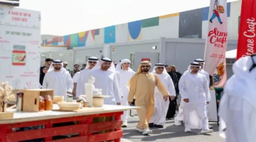 جولة في السركال أفنيو.. حاكم دبي يزور مهرجان القوز للفنون في دورته الـ 14